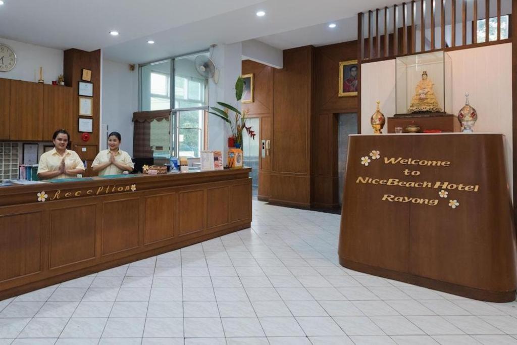 Nice Beach Hotel Rayong Buitenkant foto