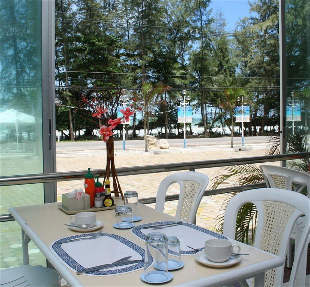 Nice Beach Hotel Rayong Buitenkant foto