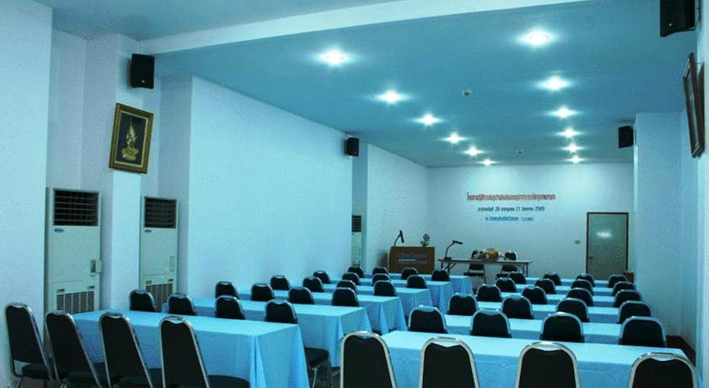 Nice Beach Hotel Rayong Buitenkant foto